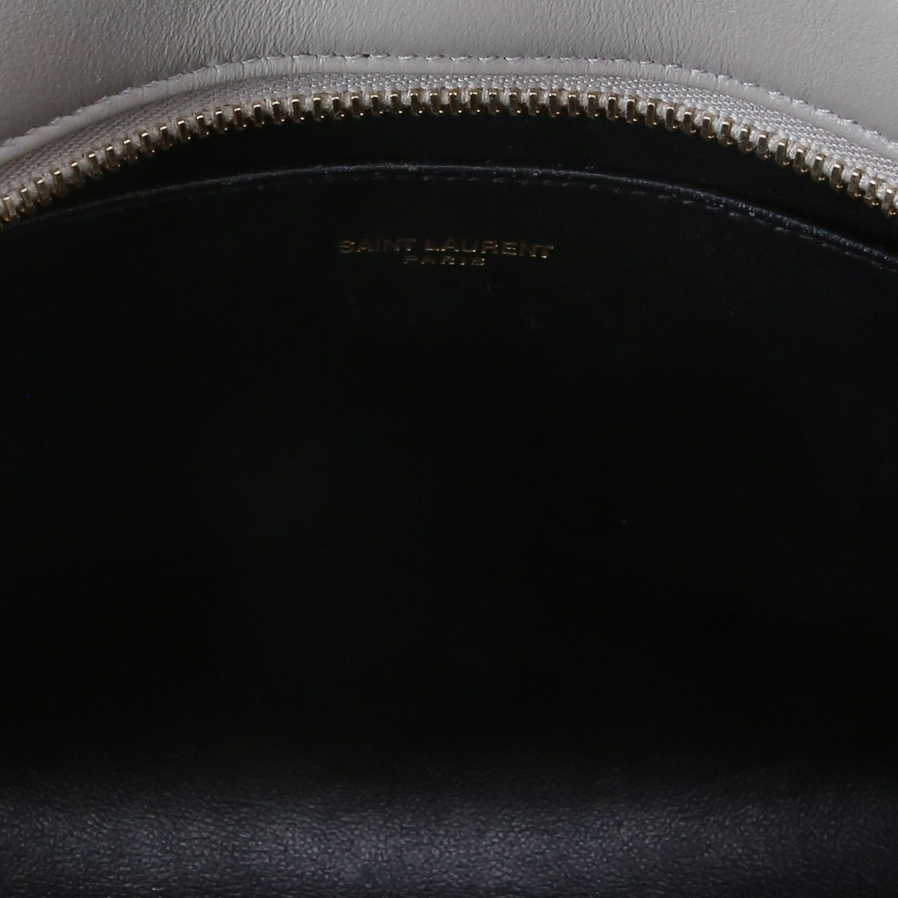 Yves Saint Laurent(USED)생로랑 카바스 베이비